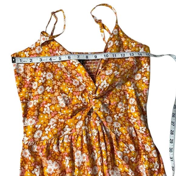 Larsyn & Lily Floral Burnt Orange Jumpsuit Smock Back Deep V-Neck Size Large - Picture 8 of 15